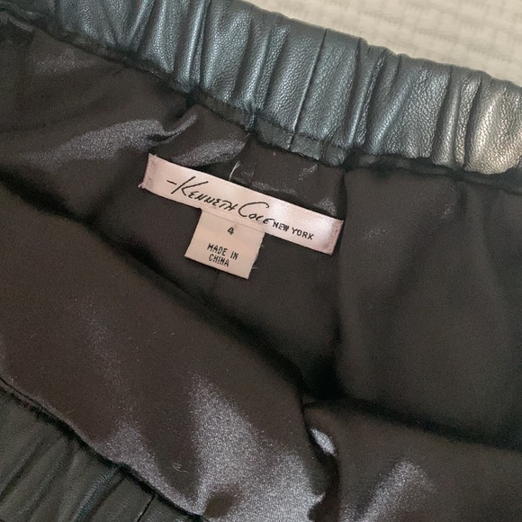 Kenneth Cole 100% leather skirt size 6 - Picture 3 of 5